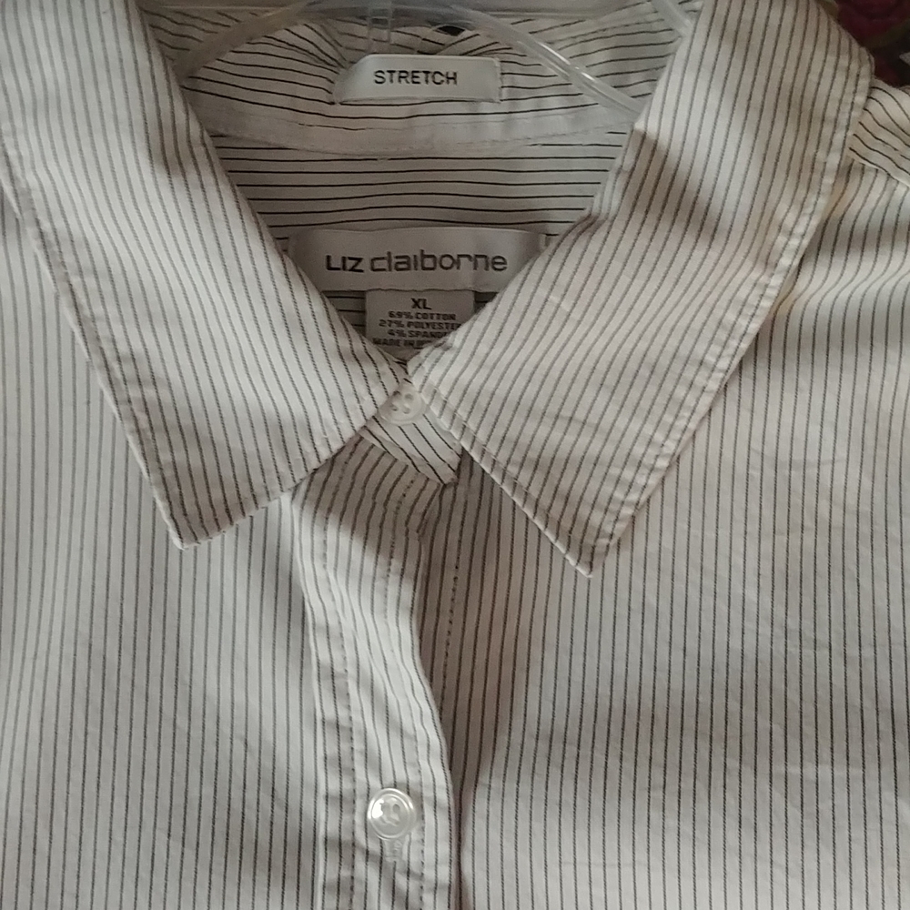 Liz Claiborne, Size XL,White,navy pinstriped Blouse